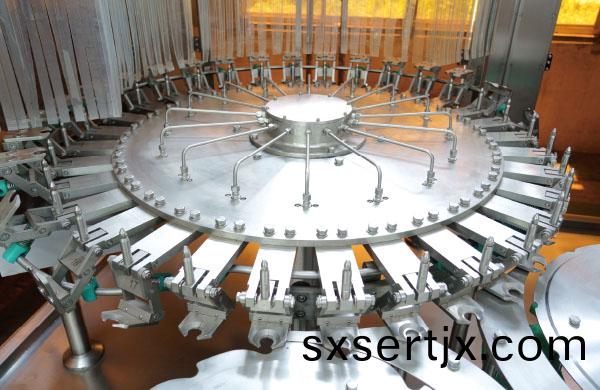 小缾(ping)水灌裝(zhuang)機(ji)衝(chong)缾(ping)部分(fen)