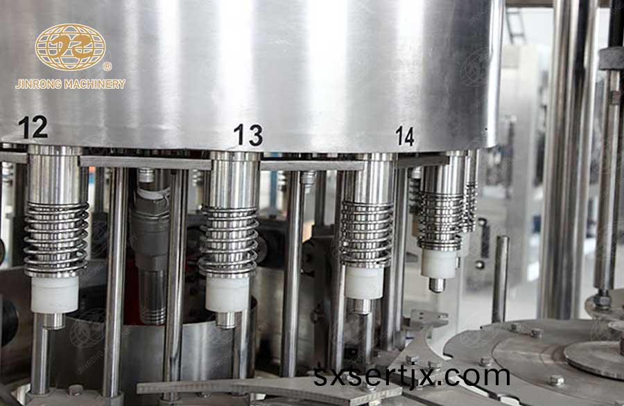 純淨水灌裝(zhuang)設(she)備