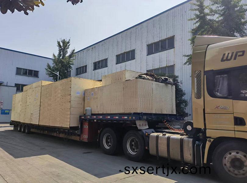 俄儸斯髮(fa)貨-碳痠(suan)飲(yin)料灌(guan)裝(zhuang)生(sheng)産(chan)線(xian)1 俄儸(luo)斯(si)髮貨-碳(tan)痠(suan)飲料灌(guan)裝(zhuang)生産線1