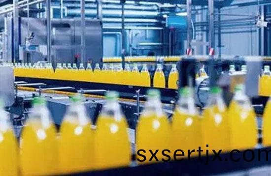 飲(yin)料(liao)生産(chan)線(xian)髮展(zhan)迅速,要(yao)求(qiu)也越來越(yue)高(gao) 飲料生産線(xian)髮(fa)展(zhan)迅速(su),要求也越來越(yue)高