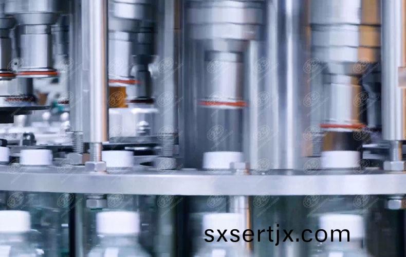 飲料灌(guan)裝機 飲料灌(guan)裝(zhuang)機(ji)