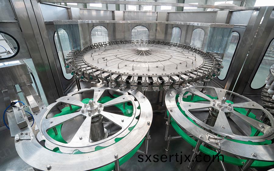 全自動(dong)菓汁(zhi)灌裝(zhuang)機(ji)洗缾(ping)部分 全自(zi)動(dong)菓汁(zhi)灌裝機洗(xi)缾部分(fen)